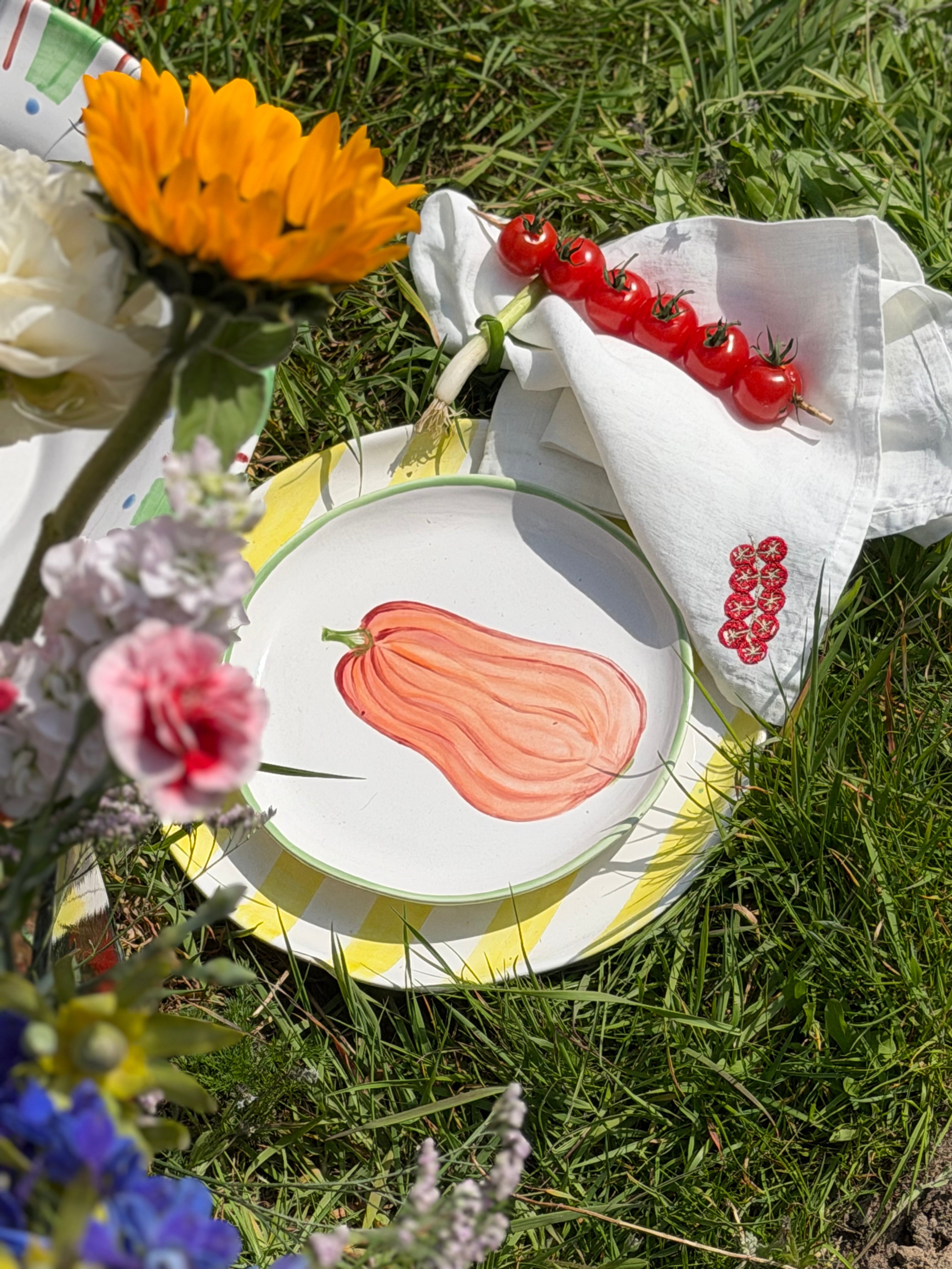 GARDEN HARVEST 🌽 — Small Plates (Set of 6)