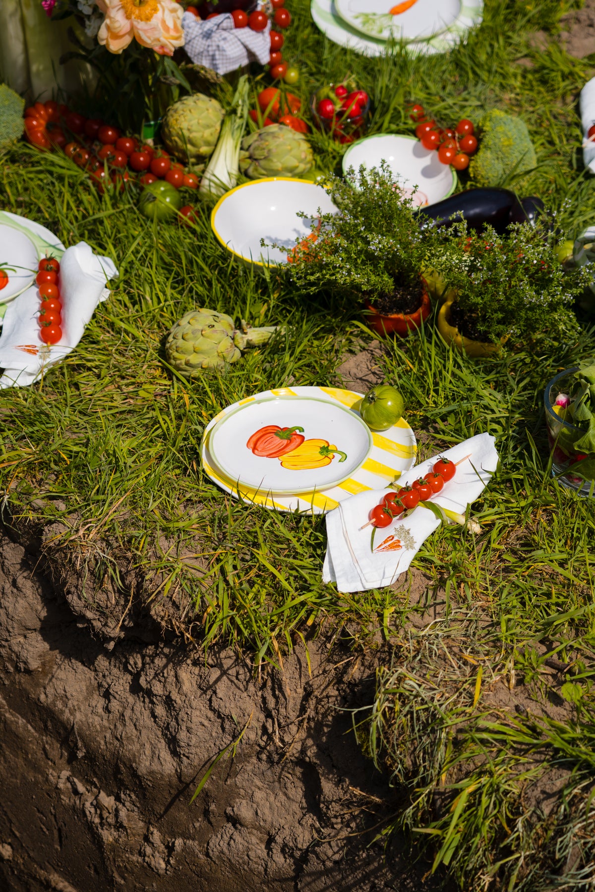 GARDEN HARVEST 🌽 — Small Plates (Set of 6)